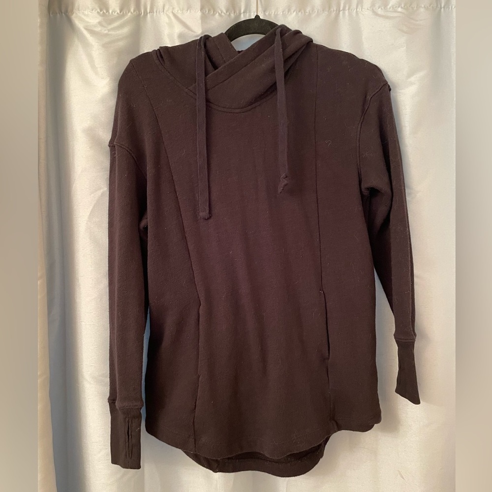 Mossimo black sweatshirt